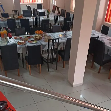Popasul Drumetului Homestay